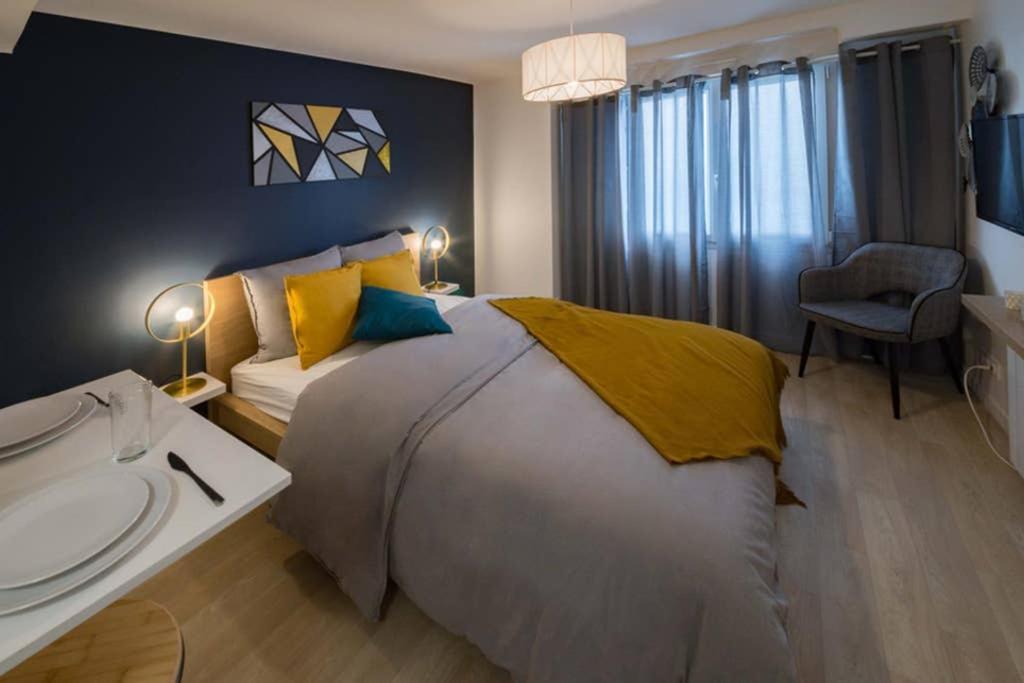 Apartment Cosy - Parking - Wifi - Buanderie - Jardin